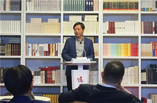 雷軍：小米是風(fēng)口里一頭豬 主語(yǔ)落在豬上
