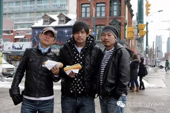 明星旅行糗事一籮筐 總有一個(gè)萌到你！