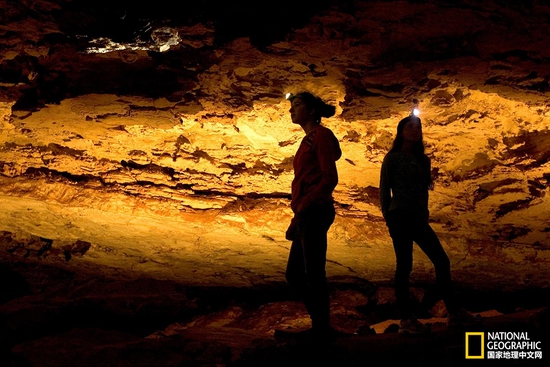 風(fēng)洞國家公園，南達(dá)科他州攝影：Phil Schermeister，國家地理創(chuàng)意版