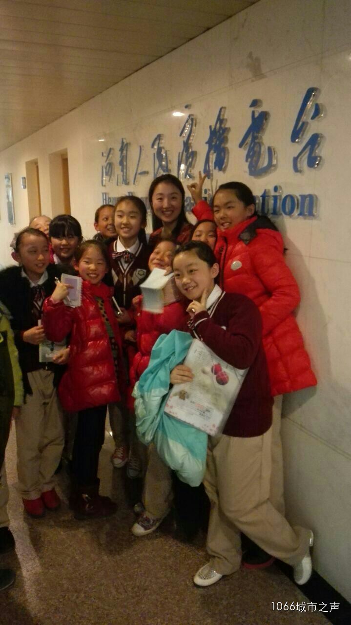 等長大了，我們也會(huì)和“卷卷貓”姐姐一樣美！