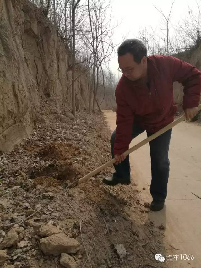 這大叔干起活也是很6呀！