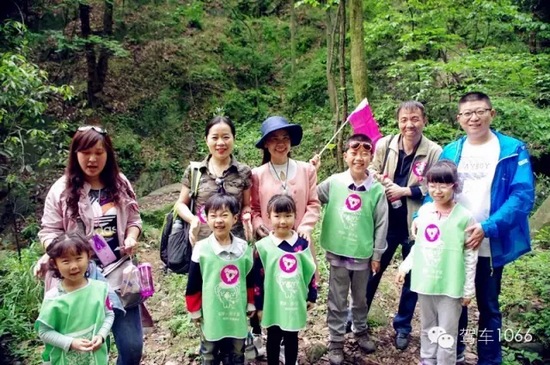 這表情是喜還是樂(lè)？