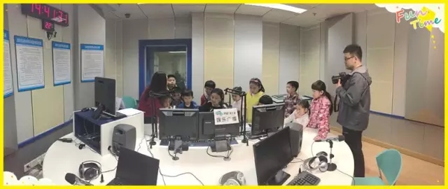 直播間原來是這樣滴！