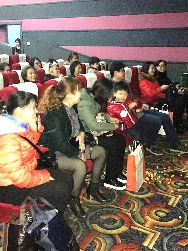 節(jié)日總是開心的，媽媽寶寶永遠是諸女神心中最愛！