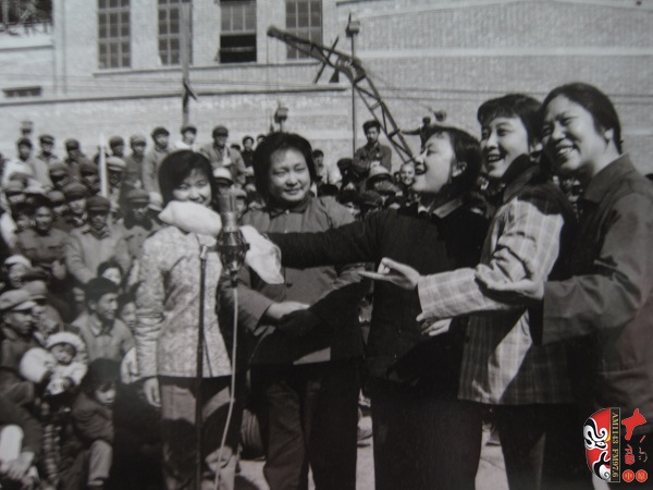 七十年代末赴天津慰問演出《朝陽(yáng)溝》片段