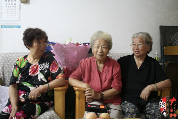 越調(diào)名老藝人雷桂花、劉巧蓮、劉玉蘭回首往事