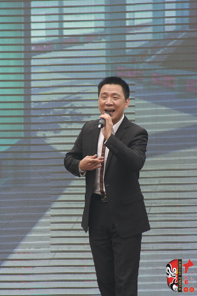 河南省著名乾旦演員、鄭州市豫劇院優(yōu)秀青年演員連德志演唱豫劇《大祭樁》選段“婆母娘且息怒站在路口”