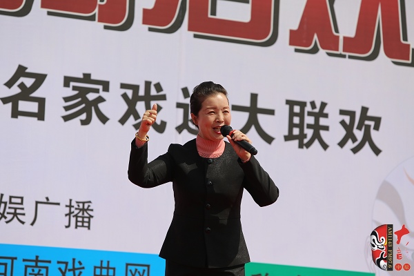 洛陽市豫劇院副院長、豫劇二團(tuán)團(tuán)長陳大華演唱豫劇《穆桂英掛帥》選段