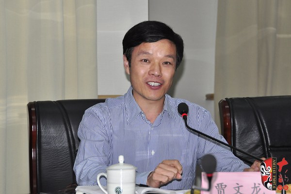 河南豫劇院副院長、三團團長賈文龍