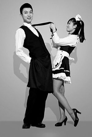 春秋航空發(fā)布的女仆裝效果圖。