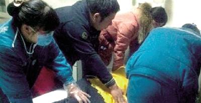 輕生女子終于獲救，目前情況穩(wěn)定。