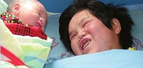 陜西凹面女產(chǎn)男嬰 望孩子當醫(yī)生回報社會