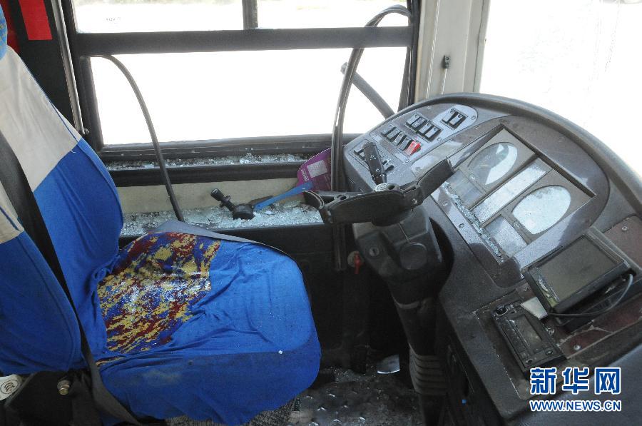 　事發(fā)公交車駕駛室（8月20日攝）。