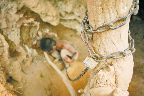 何時(shí)“解鎖”，仍需我們靜下心來共同反思。