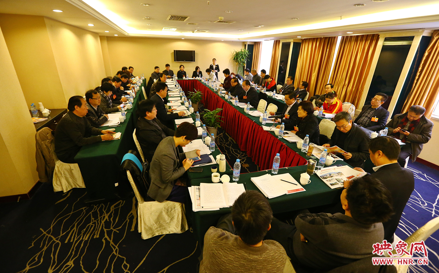 1月15日上午，政協(xié)委員小組會議，社科、體育、新聞出版組討論現(xiàn)場