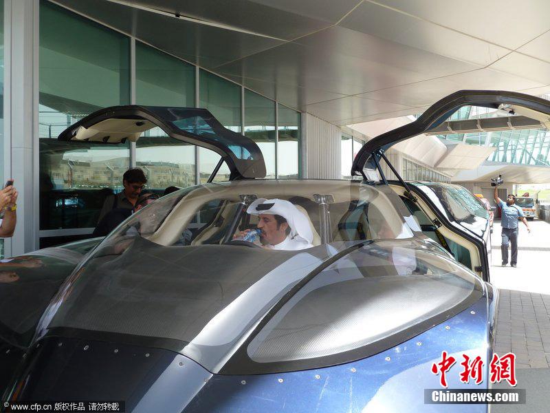 “超級巴士”在迪拜投入運(yùn)營 打造世界最豪華公交車