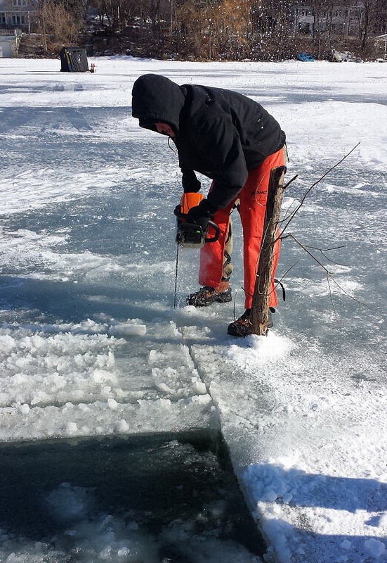 這是他們第二次嘗試復制英國巨石陣。（網(wǎng)頁截圖）