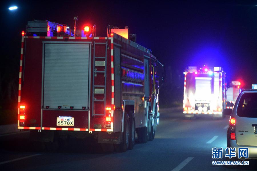 4月7日，消防車輛趕往事故現(xiàn)場(chǎng)。