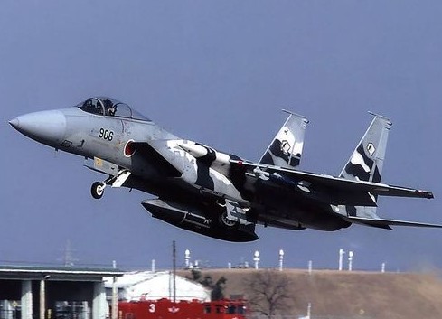 資料圖：日本空軍自衛(wèi)隊(duì)F15戰(zhàn)機(jī)。