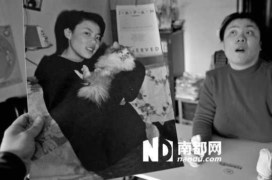 昔日的清純與秀美，如今，卻終身癱瘓、生活不能自理。C FP供圖