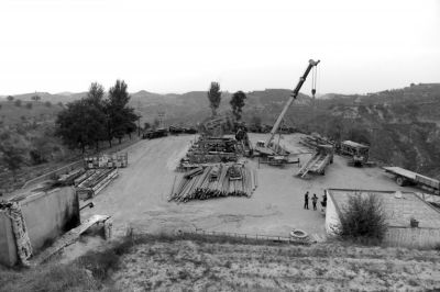 處延長石油的油井。