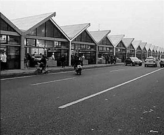 網(wǎng)友拍下的洞頭海鮮排檔照片。