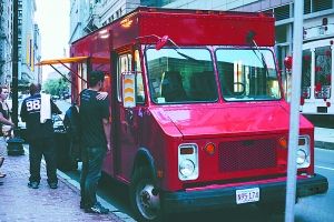 “無(wú)二烤肉”營(yíng)業(yè)現(xiàn)場(chǎng)。