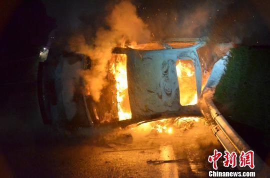 圖為事故現(xiàn)場(chǎng)。嚴(yán)光濤 攝