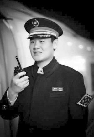 袁閱說，女友讓他挺感動 本人供圖