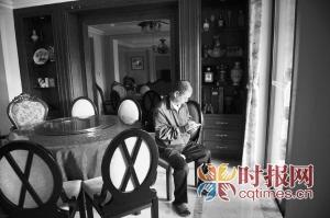 19歲小伙入室盜竊被抓 房主贈(zèng)其衣物稱(chēng)已原諒