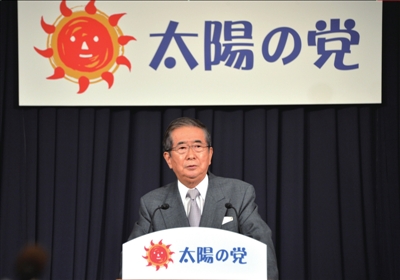 13日，日本東京，石原慎太郎召開新聞發(fā)布會，正式宣布新黨成立。圖/東方IC