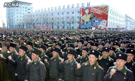 朝鮮黃海北道、咸鏡南道和南浦市11日舉行軍民大會(huì)，支持朝鮮人民軍最高司令部發(fā)言人聲明。