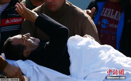 　埃及法院29日作出終審判決，裁決前總統(tǒng)穆巴拉克涉嫌謀殺示威者一案不成立，穆巴拉克將無罪釋放。圖為穆