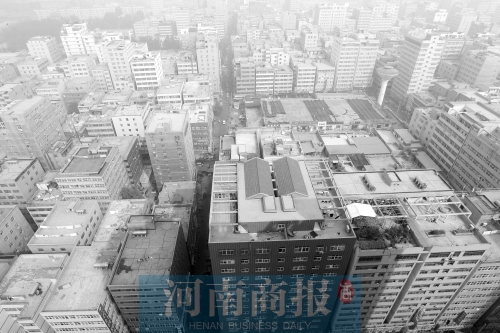 陳寨密密麻麻的出租房，或許將成為歷史  鄧萬(wàn)里/攝