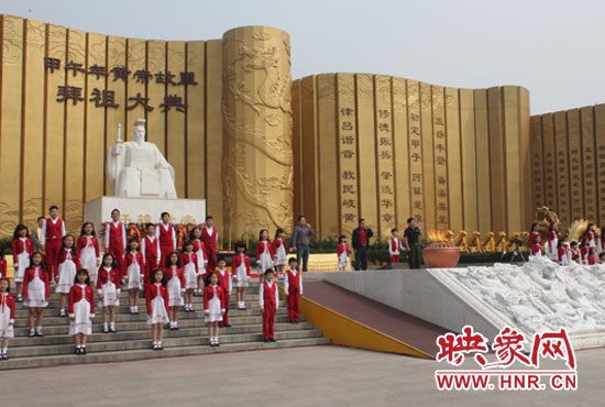 彩排現(xiàn)場(chǎng)。