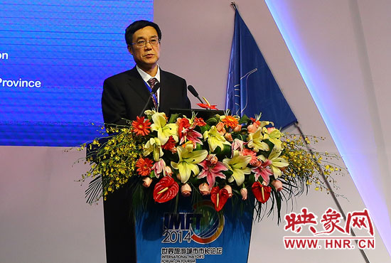 鄭州航空港區(qū)管委會主任張延明。