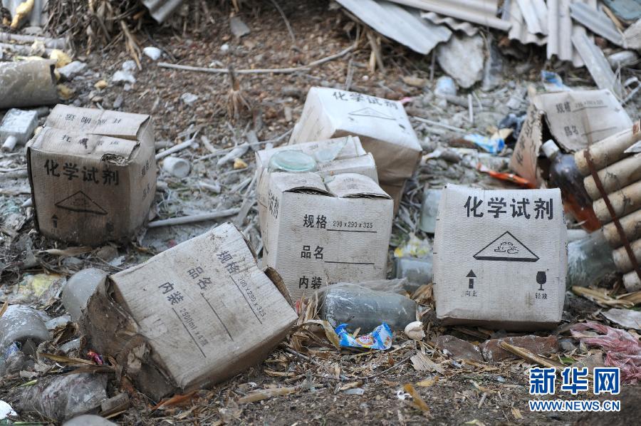 地下水成“綠茶”　污染二十多年該誰(shuí)治？