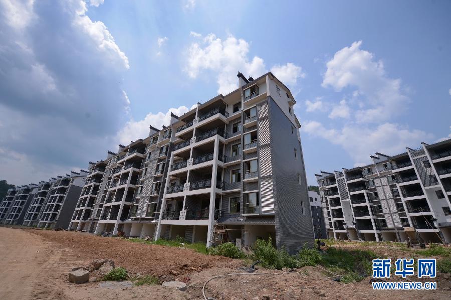 農(nóng)場(chǎng)棚戶區(qū)的最后留守家庭：留下的是回憶，迎來的是幸福