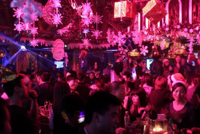 再不狂歡就老了！鄭州圣誕狂歡大攻略