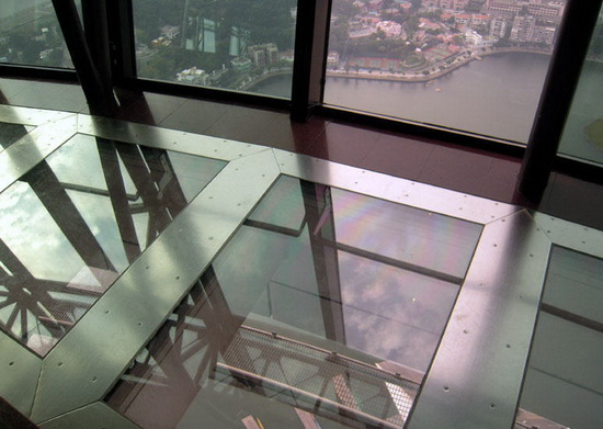 　　澳門(mén)觀(guān)光塔