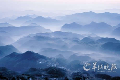 天臺山風(fēng)光如畫。