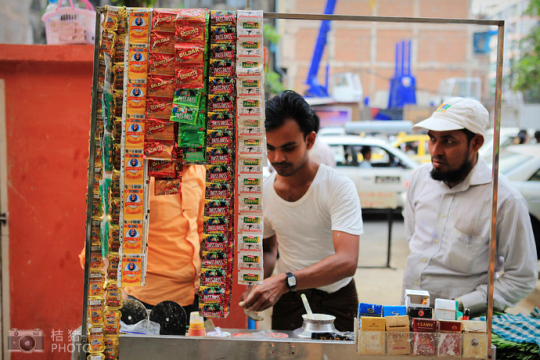 緬甸，繽紛的街邊平民小吃