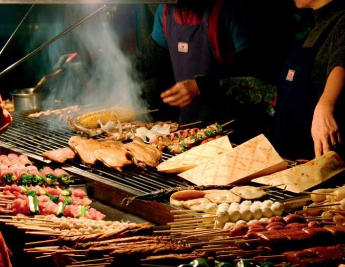 廟不離市、市不離廟的臺(tái)灣小吃