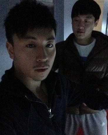 釋小龍與工作人員之前的合影。（資料圖）