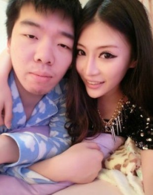 吉星鵬與祁可欣合影。