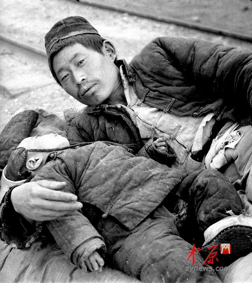 饑荒受災者，父與子