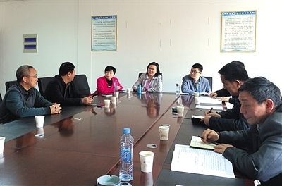 江西省豐城市信訪局接待室，中央信訪督查組約談信訪人。記者 賈世煜 攝