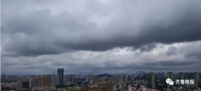 濟南上空現(xiàn)板磚形發(fā)光體引網(wǎng)友轉發(fā) 真相是這樣