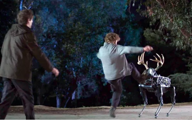 人形機(jī)器人阿特拉斯會后空翻了 網(wǎng)友：細(xì)思極恐