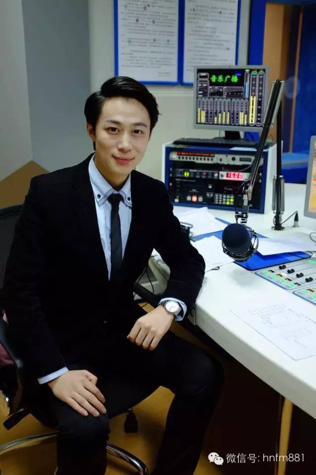 以及我們881的小鮮肉 — 思嘉??！